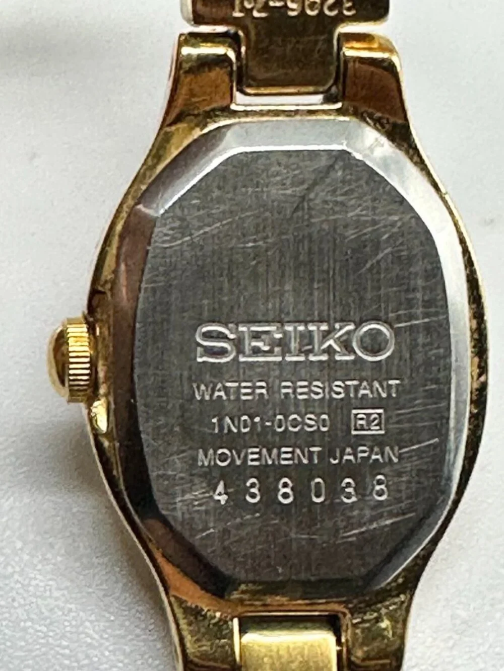 Seiko Watch Women Gold Tone Black Dial Oval Dial 1N01-0CS0 New Battery 6.75